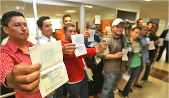 Consigue trabajo y residencia en Canadá si tiene una de estas profesiones