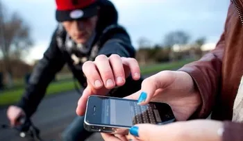 ¿Te robaron el celular? Esto es todo lo que necesitas hacer al respecto