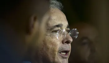 Álvaro Uribe hace un llamado a la "resistencia civil" contra el acuerdo de paz