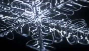 Increíble filmación sobre cómo nacen los copos de nieve