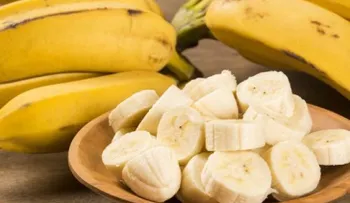 ¡Ante la escasez! Cómo preparar acondicionador casero de plátano