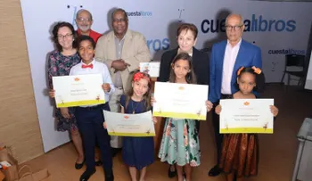 Premiación de galardonados en concurso literario de Casa Duarte
