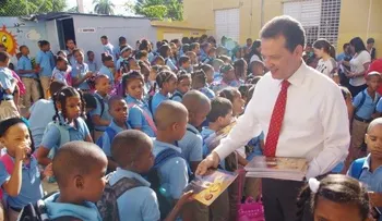 Ito Bisonó: Ha llegado el momento de atender la educación pre universitaria