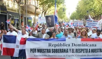 Dominicanos en España marchan en apoyo de política migratoria