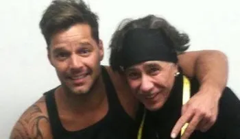 Desaparece en NYC diseñador de trajes para Ricky Martin