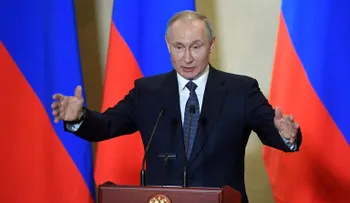 Vladimir Putin: "Tenemos que trabajar, no buscar sucesores