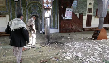 Al menos 29 muertos en un ataque a una mezquita en Yemen