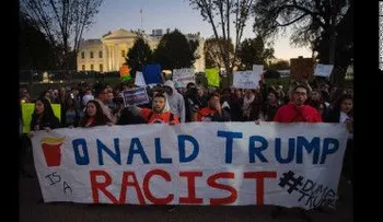 De la queja al halago: lo que Trump tuiteó sobre las protestas contra su elección