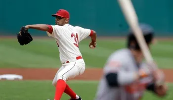 Dominicano Salazar regresa a rotación de Indios
