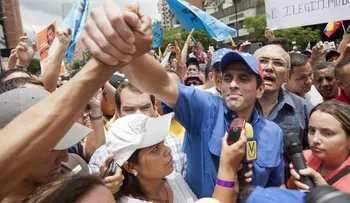 Capriles anuncia la movilización "toma de Caracas" para pedir revocatorio