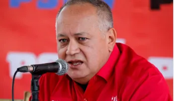 Cabello tilda de "estúpido" a Abinader y le exige pagar deuda petrolera