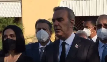 Abinader da pésame a familiares de monseñor Agripino Núñez Collado