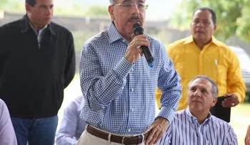 Medina autoriza financiamiento a productores de cacao y pimienta de Yamasá
