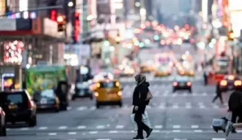 Nueva York declara estado de emergencia ante riesgo de nuevos casos ómicron