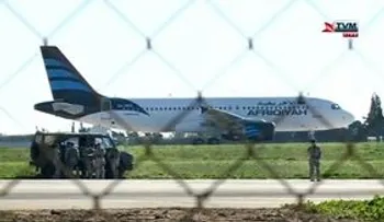 Liberan todos los pasajeros del avión libio secuestrado
