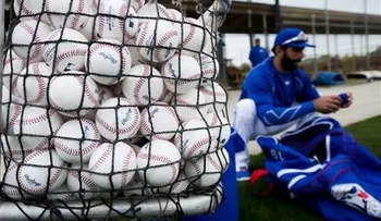 Juegos MLB: Bautista y los Azulejos castigan a Julio Teherán 