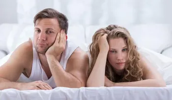 Si tiene más de 50 años expulsa poco semen: Es interesante abrirse a los juegos eróticos durante la relación sexual