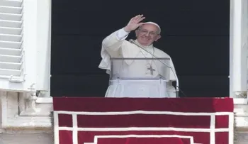 El Papa invita acoger a los refugiados