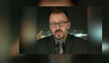 Profesor critica a militares estadounidenses en Twitter y desata una gran indignación