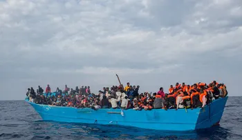 90 inmigrantes mueren en naufragio en el Mediterráneo