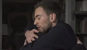 Un hombre encuentra por Twitter al desconocido que lo salvó del suicidio