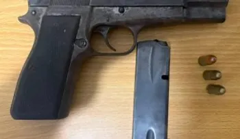 Apresan a joven acusado de robar pistola en establecimiento comercial de Barahona