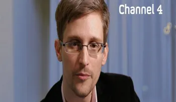 Rusia extiende tres años el asilo a  Edward Snowden 