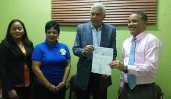 Diputado Nelson Guillén entrega RD$1 millón a Rehabilitación