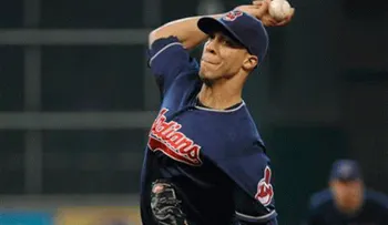 Jiménez domina a Toronto; Soriano, Castro y Pujols vuelan la cerca