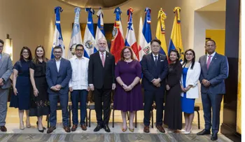 Supervisores financieros abordan IA y ciberseguridad en Santo Domingo