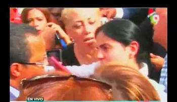 La esposa de Juan de los Santos se puso en estado de shock al enterarse de lo sucedido (VIDEO)