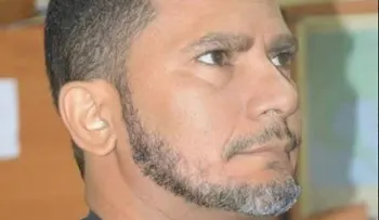 Un poeta dominicano que escribe bien, al derecho y al revés