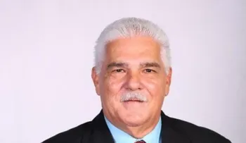 Fallece el periodista Claudio Concepción, decano de la crónica de arte en Santiago