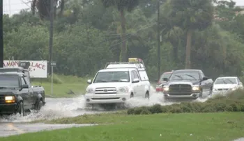 Tormentas han matado al menos cinco personas en EEUU; emiten alerta