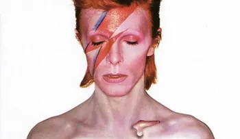 Hace 50 años aterrizó en la Tierra Ziggy Stardust, el alter ego de David Bowie