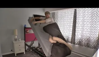 Inventan una cama despertadora (VIDEO)