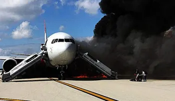 Varios heridos al incendiarse avión en aeropuerto de Florida