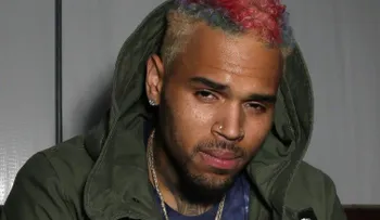 Australia podría impedirle la entrada al cantante Chris Brown