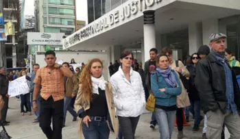 Escándalo en Ecuador: la esposa del presidente Rafael Correa defiende a un pedófilo sentenciado a 22 años de prisión