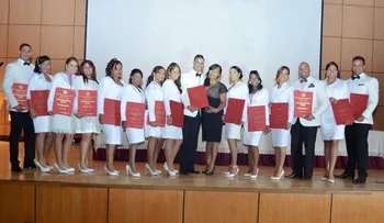 Maternidad de Los Mina graduó 47 nuevos médicos especialistas