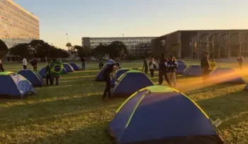 Futuro ministro de Lula acusa campamentos bolsonaristas de generar terrorismo