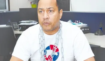 Miguel Ortega reclama le restituyan contrato CER-TV