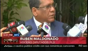 Diputados morados se reunirán para definir línea sobre reforma