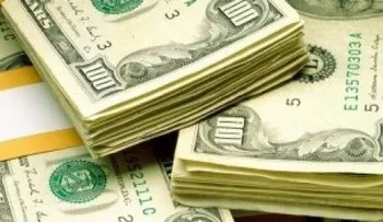 EE.UU.: Desconocido regala sobres con dinero en San Francisco
