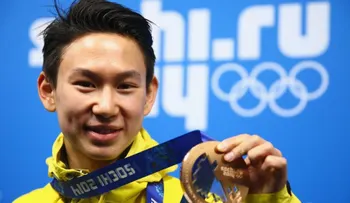 Apuñalan de muerte a Denis Ten, el primer patinador kazako en ganar una medalla olímpica