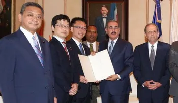 Presidente Medina recibe visita de senadores japoneses
