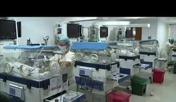 De manera increíble, salvan un bebé con dos meses en el vientre de su madre que tenía una muerte cerebral