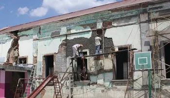 Ecuador sigue empeñado en la reconstrucción