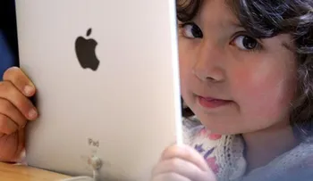 ¿Por qué Steve Jobs no dejaba que sus hijos utilizaran el iPad? y por qué se deberia hacer lo mismo