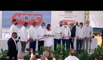 Presidente Abinader inaugura la reconstruida carretera Autopista Duarte-San Francisco de Macorís